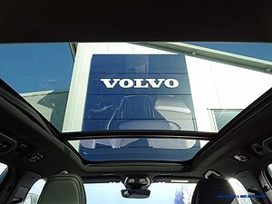 Volvo  B4 Geartronic Ultimate Dark