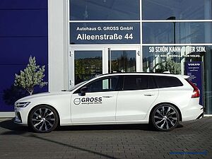 Volvo  B4 Geartronic Ultimate Dark