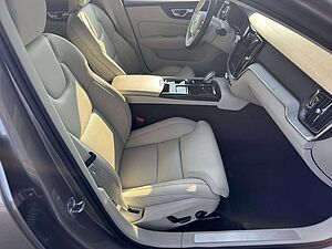 Volvo  T6 Recharge Inscription AWD