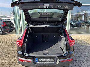 Volvo  T4 R-Design Recharge Plug-In Hybrid 2WD