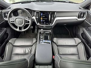 Volvo  T8 R-Design Recharge Plug-In Hybrid AWD