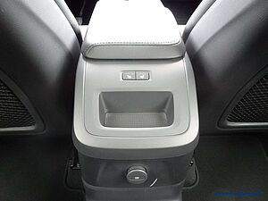 Volvo  T6 R-Design Recharge AWD R-Design Expression