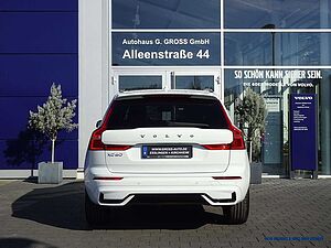 Volvo  XC60 B4 AWD Geartronic R-Design
