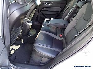 Volvo  XC60 B4 AWD Geartronic R-Design