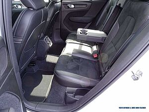 Volvo  D4 AWD Geartronic R-Design