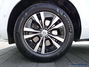 Volvo  B4 Geartronic Momentum Pro