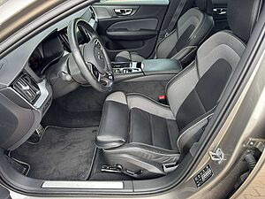Volvo  T6 R-Design Plug-In Hybrid AWD