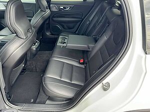 Volvo  B5 Ultimate Bright AWD