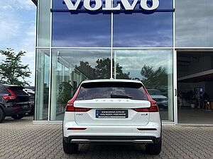 Volvo  B5 Ultimate Bright AWD