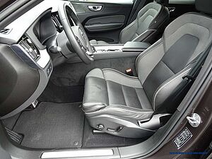 Volvo  B5 Diesel AWD Geartronic R-Design