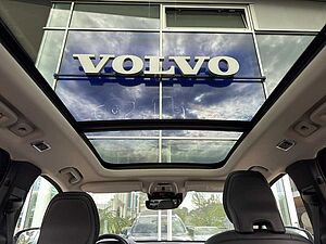 Volvo  T8 Inscription Recharge Plug-In Hybrid AWD