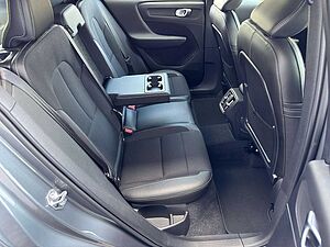 Volvo  D4 Momentum AWD