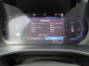 Volvo  AWD Twin Motor Pure Electric Ultimate