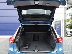 Volvo  AWD Twin Motor Pure Electric Ultimate