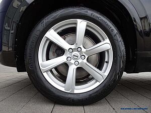 Volvo  B5 AWD Geartronic Momentum Pro