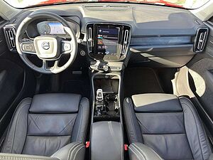 Volvo  T5 Plus Dark Plug-In Hybrid