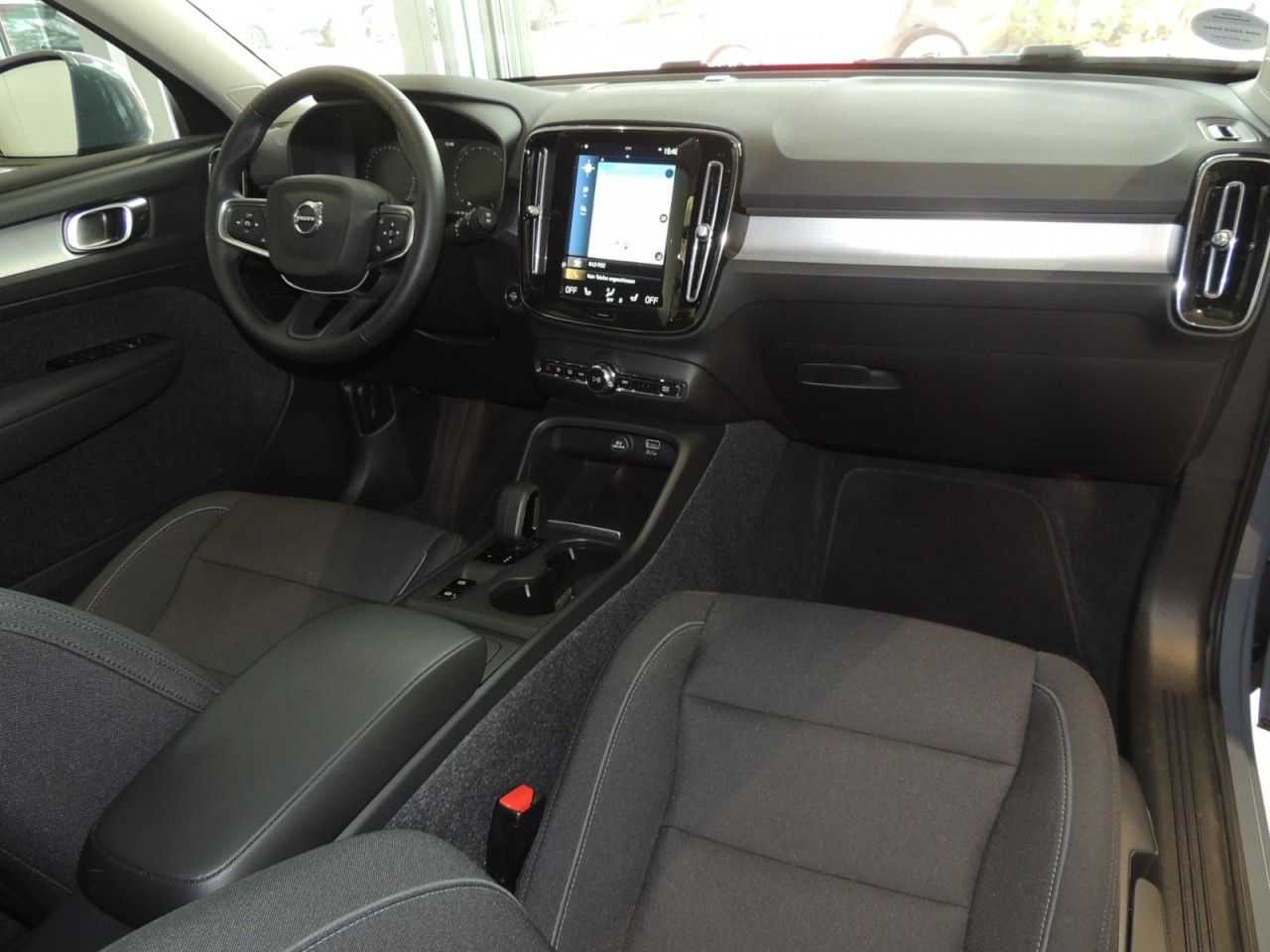 Volvo  T3 Momentum Pro Klima Navi Rückfahrkamera