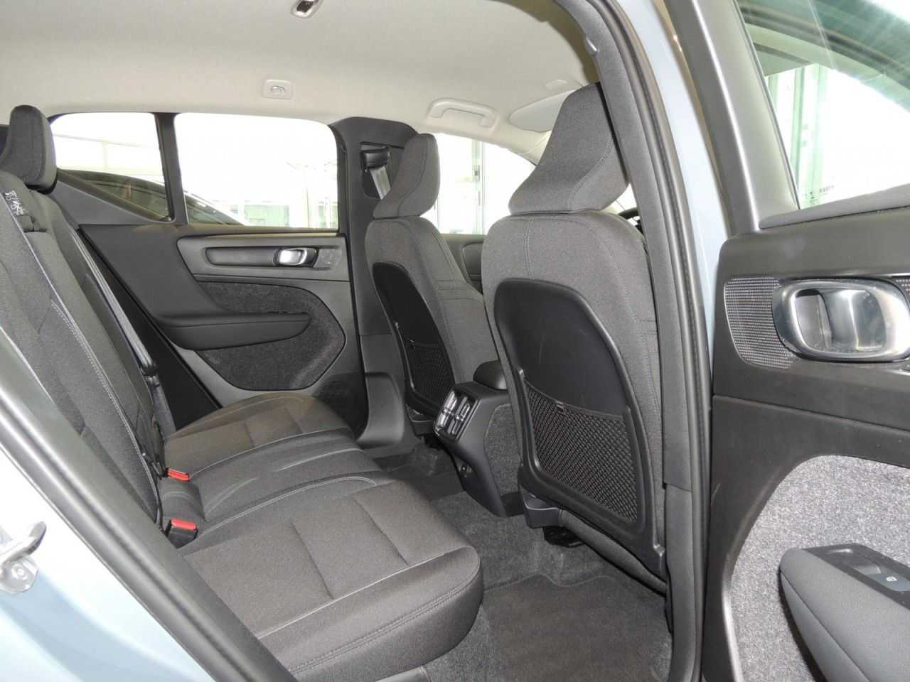 Volvo  T3 Momentum Pro Klima Navi Rückfahrkamera