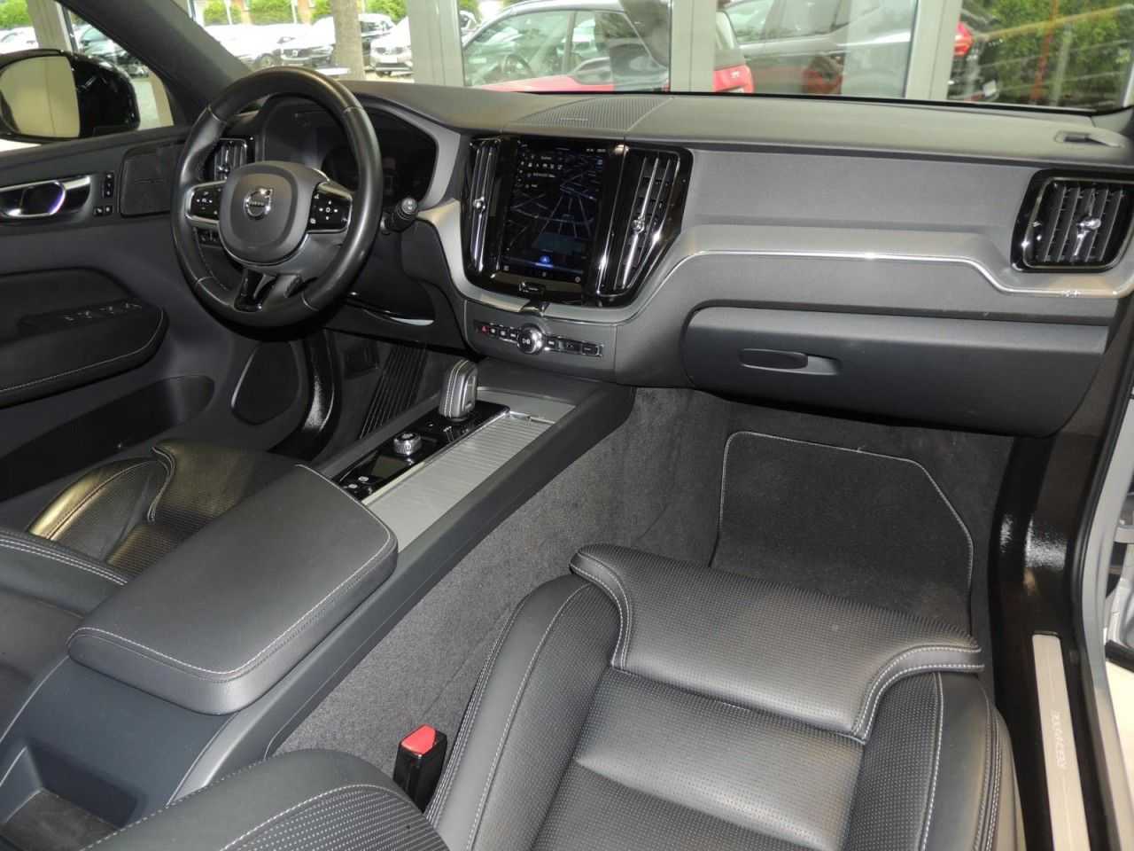 Volvo  Recharge T8 AWD R-Design Klima Navi Leder