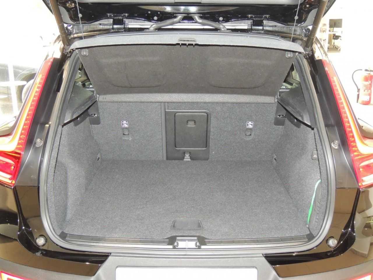 Volvo  Recharge T4 R-Design Klima Navi