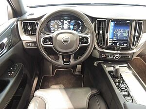 Volvo  Recharge T8 AWD R-Design Klima Navi Leder