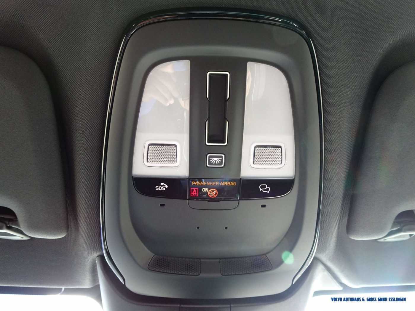 Volvo  B4 Geartronic Ultimate Dark