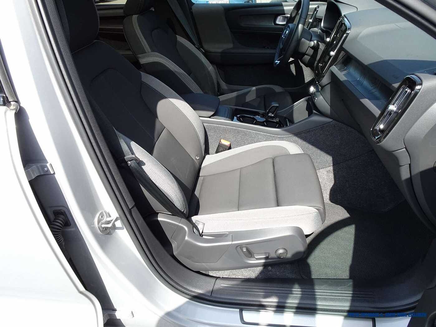 Volvo  Ultimate Recharge Pure Electric Extended Range 2WD