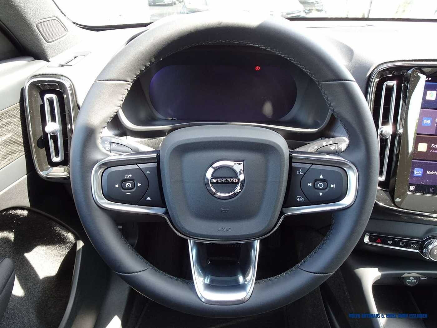Volvo  Ultimate Recharge Pure Electric Extended Range 2WD