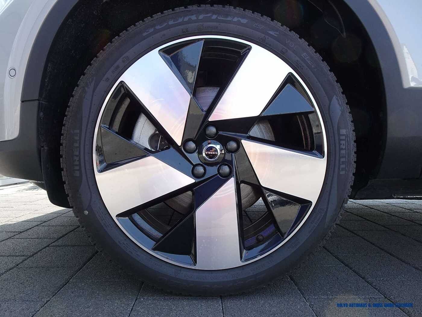 Volvo  Ultimate Recharge Pure Electric Extended Range 2WD
