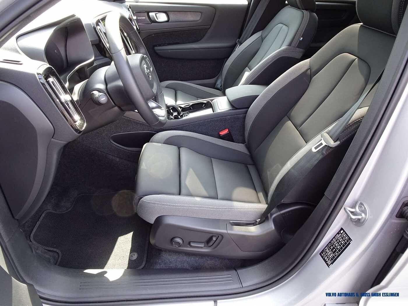 Volvo  Ultimate Recharge Pure Electric Extended Range 2WD