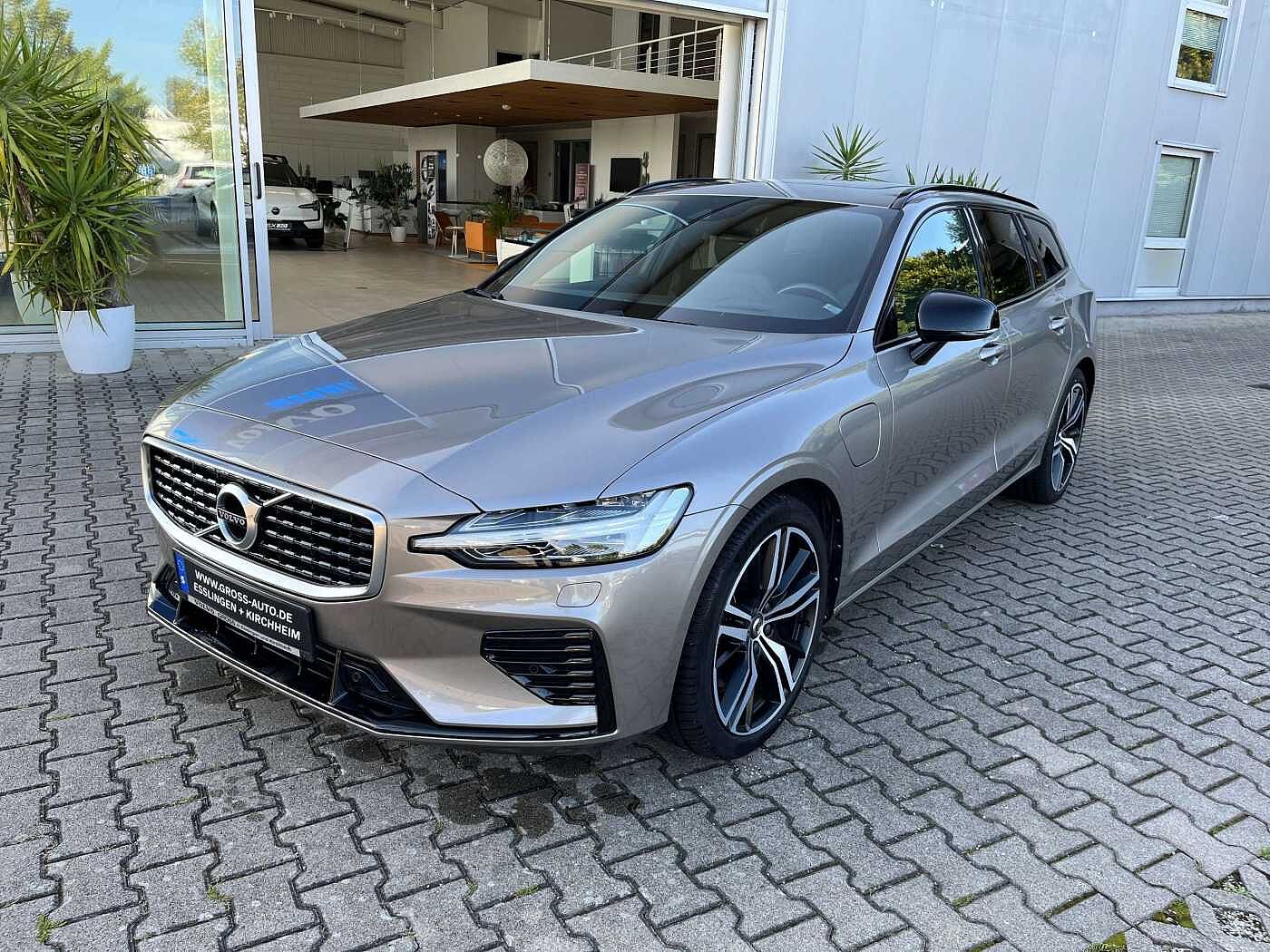 Volvo  T6 R Design Plug-In Hybrid AWD