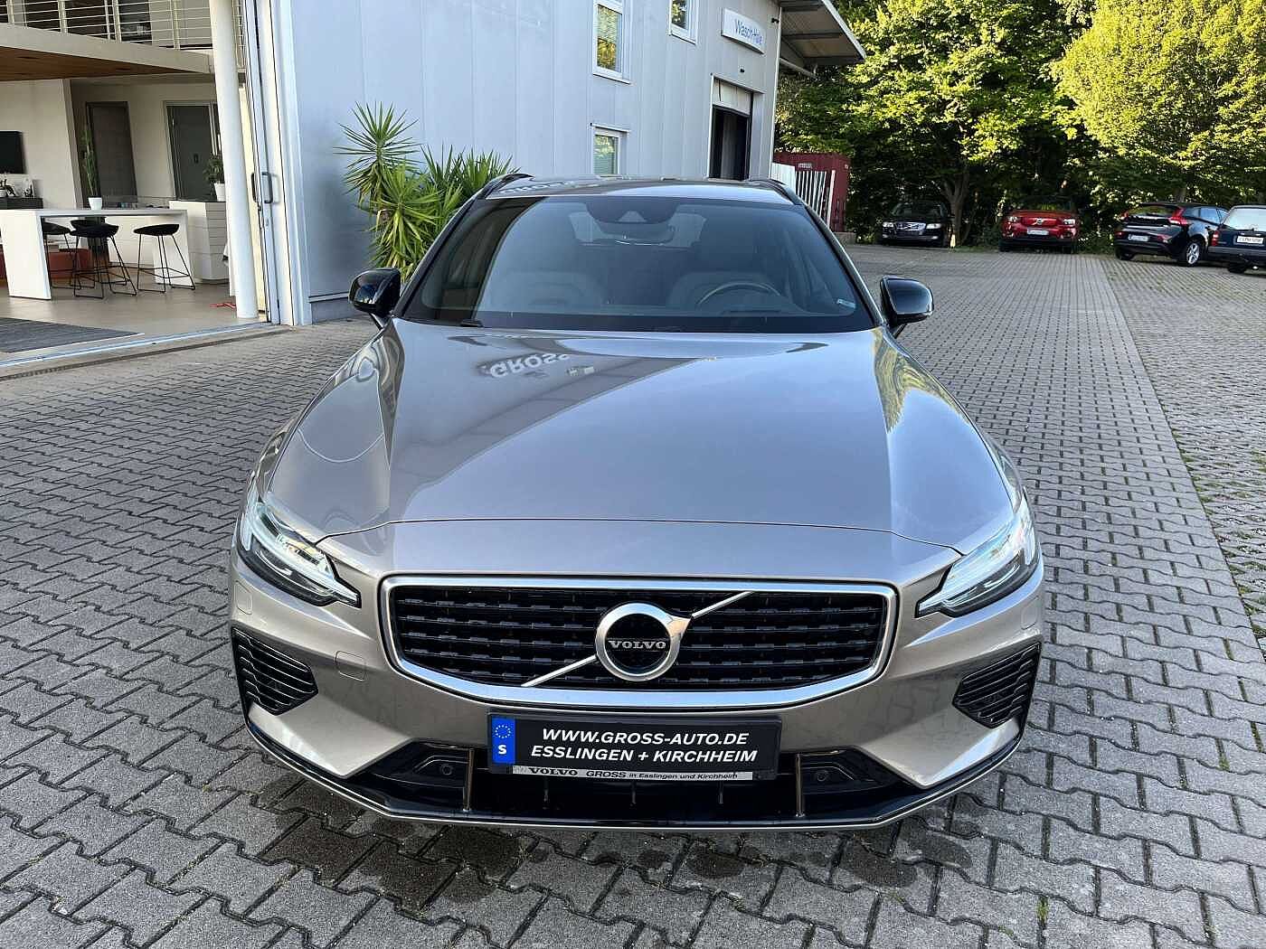 Volvo  T6 R Design Plug-In Hybrid AWD