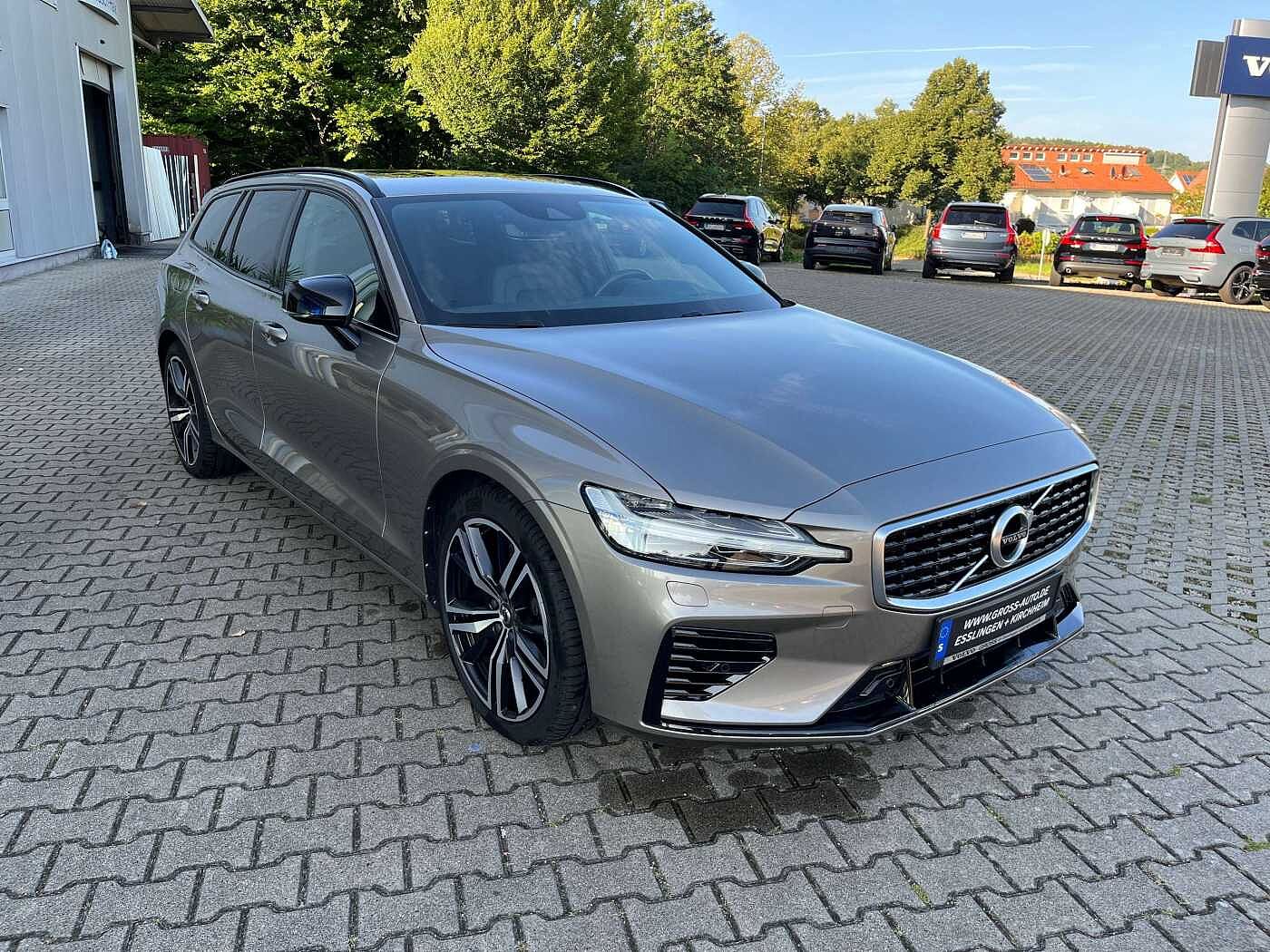 Volvo  T6 R Design Plug-In Hybrid AWD