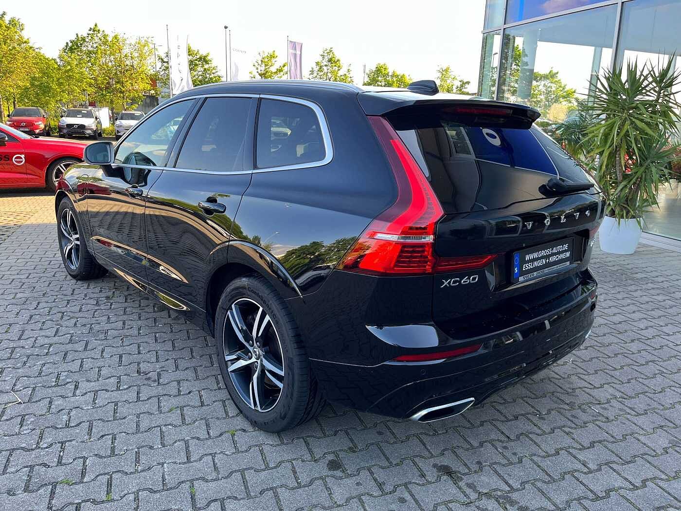 Volvo  T8 R Design Plug-In Hybrid AWD