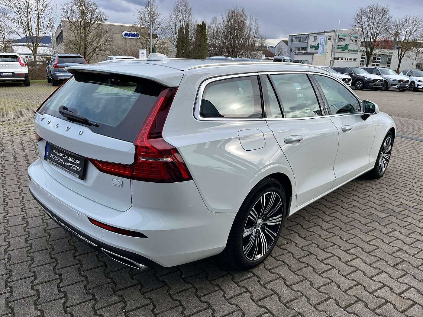 Volvo  T6 Inscription Recharge Plug-In Hybrid AWD