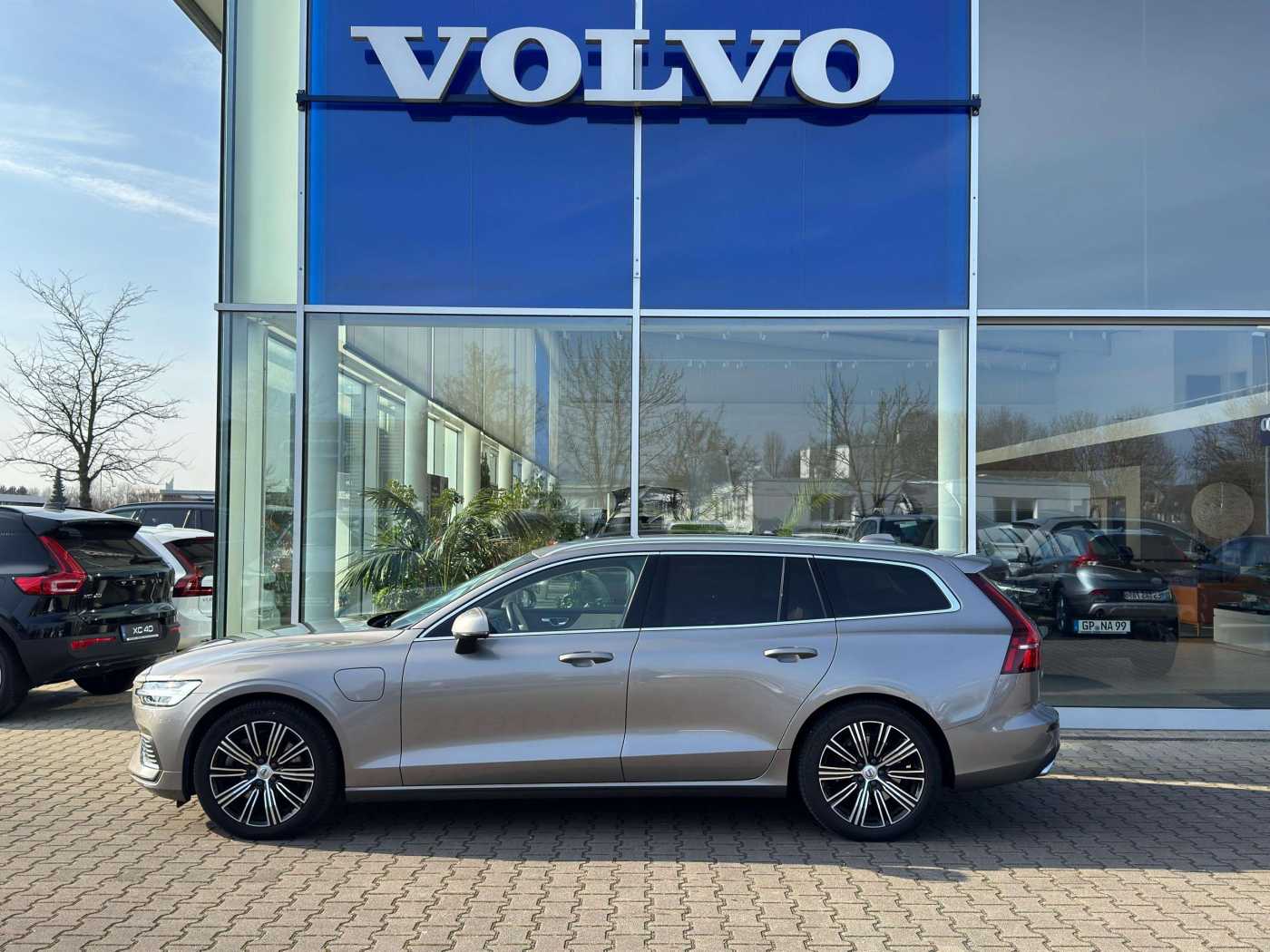 Volvo  T6 Recharge Inscription AWD