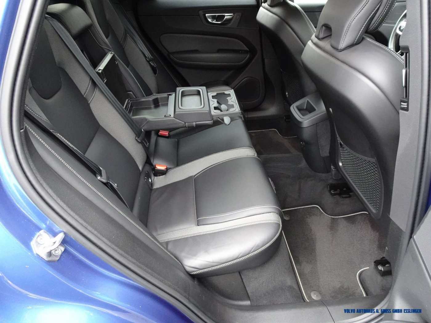 Volvo  B6 Benzin AWD Geartronic R-Design / EURO 6d / B