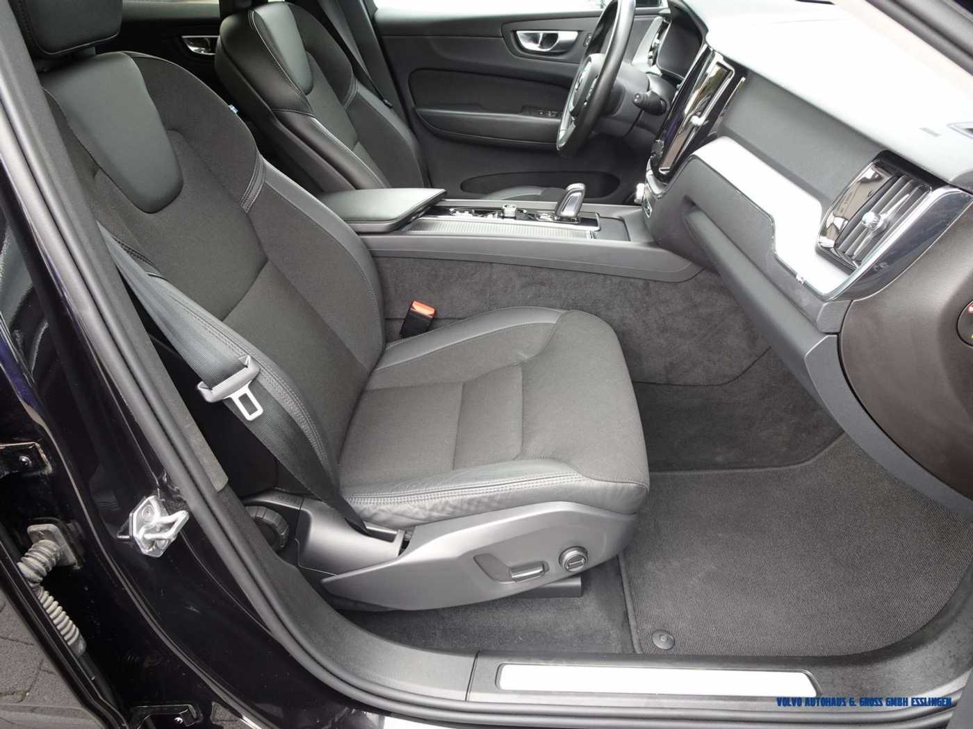 Volvo  T6 R-Design Recharge AWD R-Design Expression