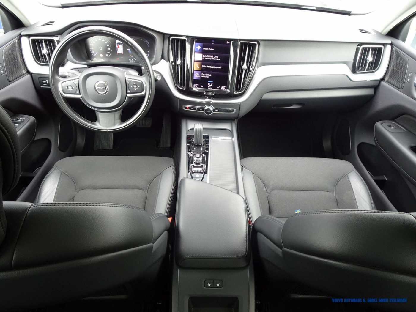 Volvo  T6 R-Design Recharge AWD R-Design Expression