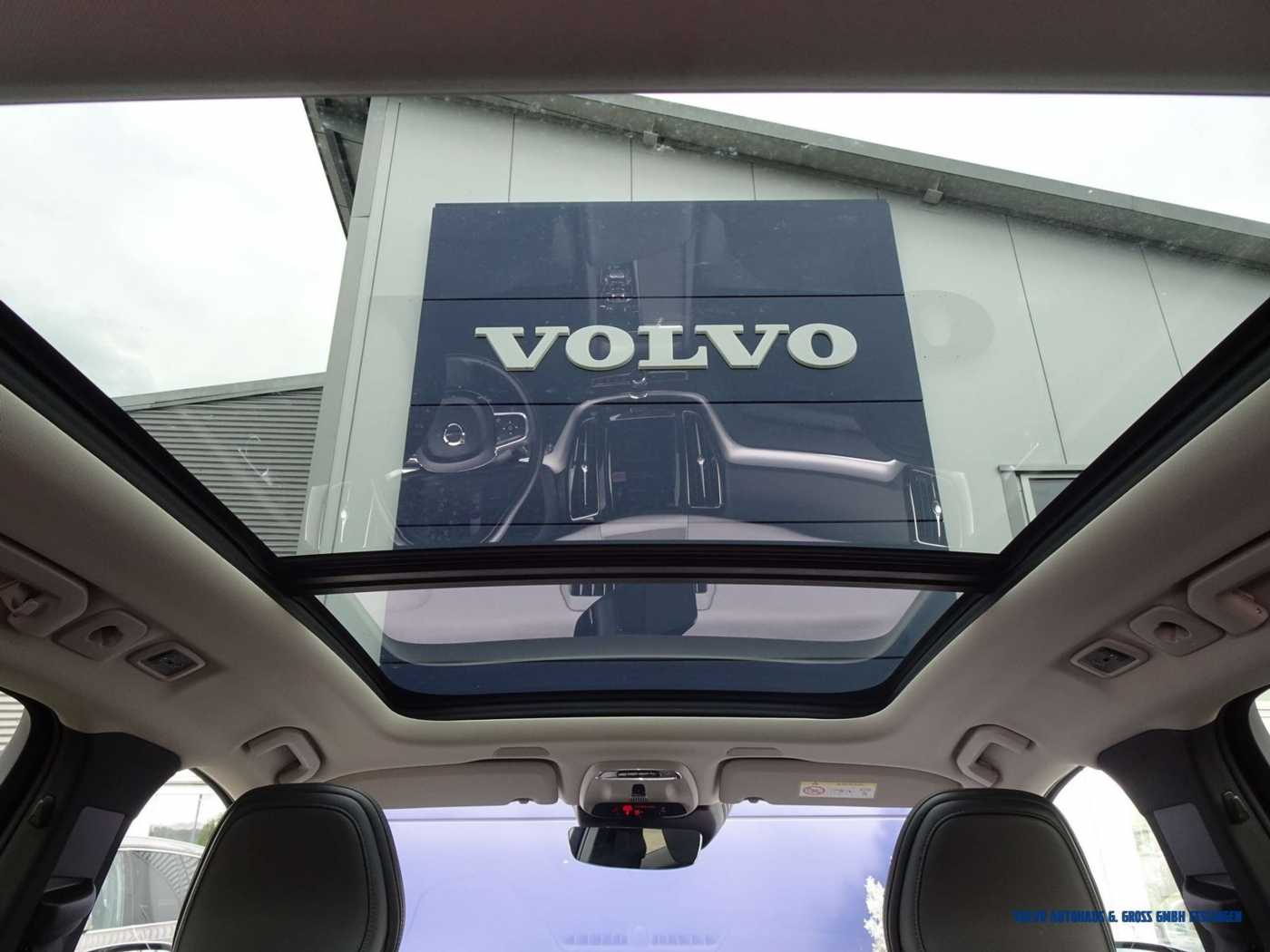 Volvo  T6 R-Design Recharge AWD R-Design Expression