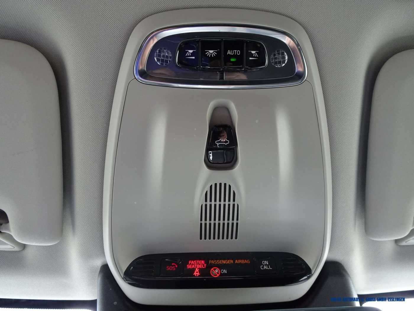 Volvo  T6 R-Design Recharge AWD R-Design Expression
