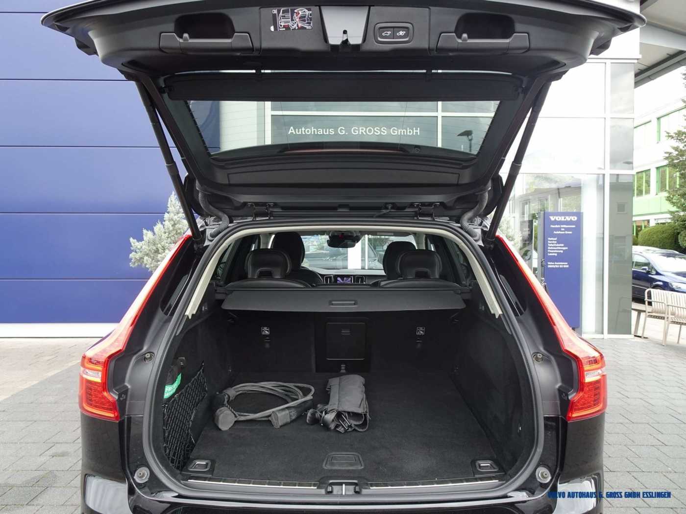 Volvo  T6 R-Design Recharge AWD R-Design Expression