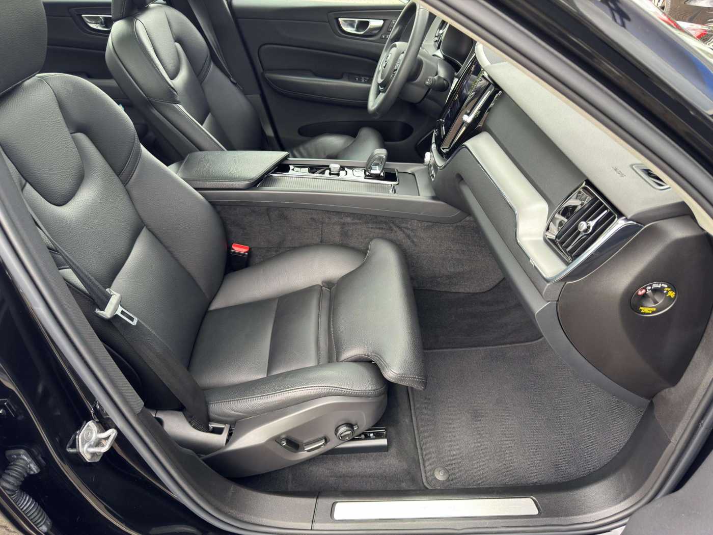 Volvo  T6 AWD Inscription Expression Recharge