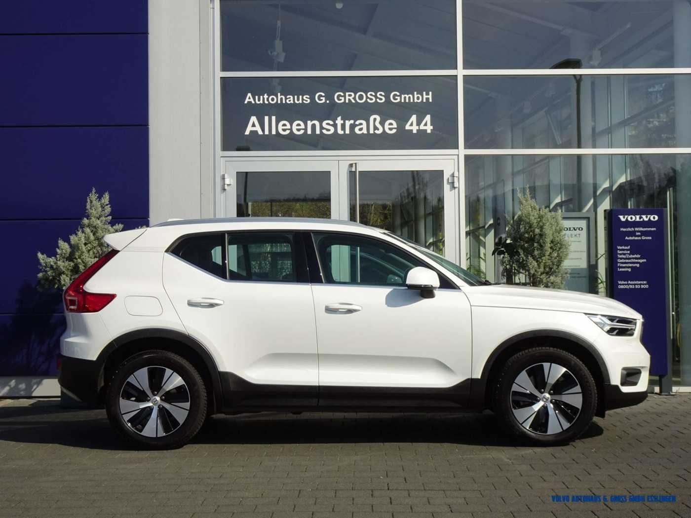 Volvo  T4 Recharge Inscription Expression