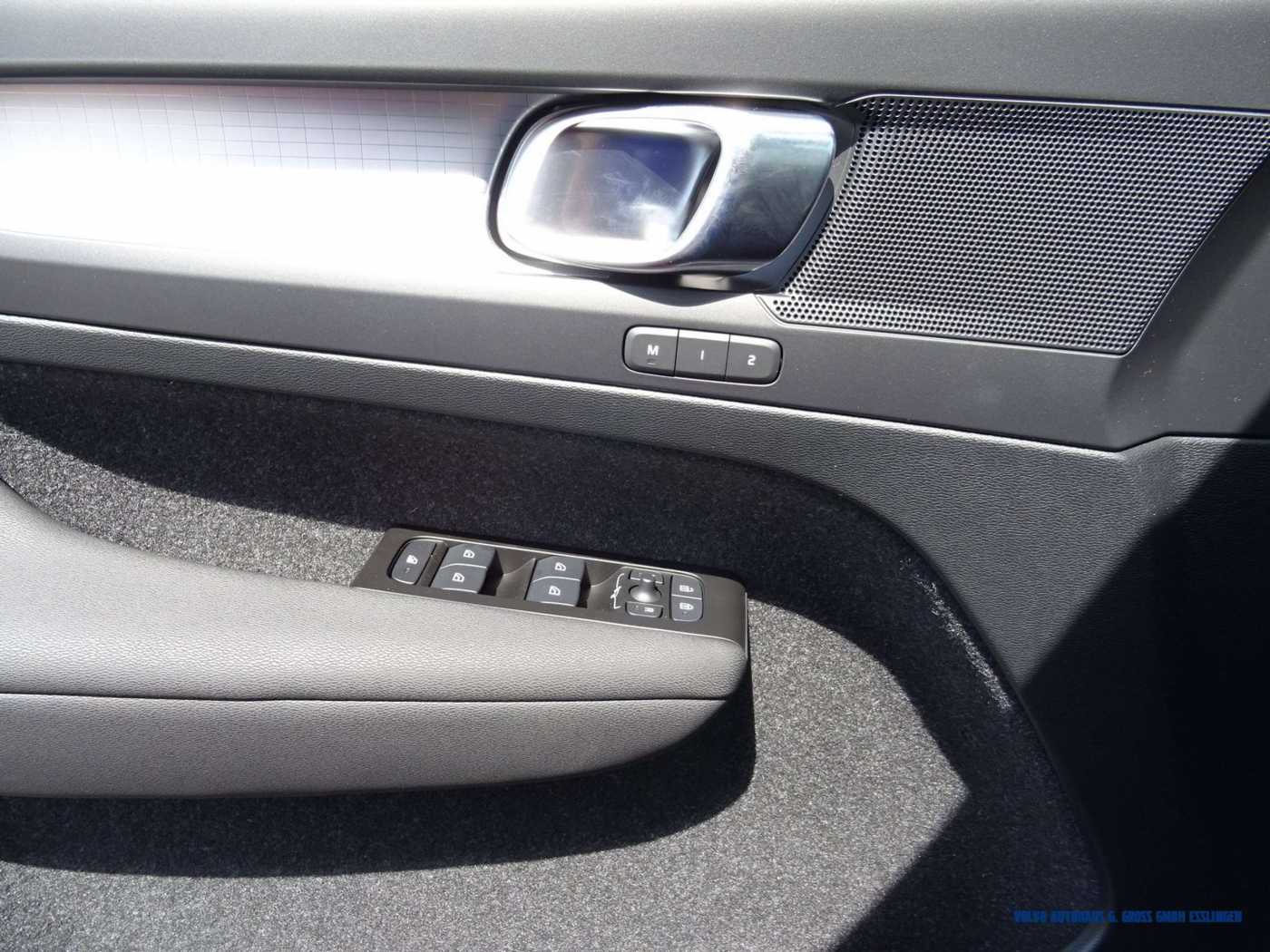 Volvo  T5 Recharge R-Design Expression