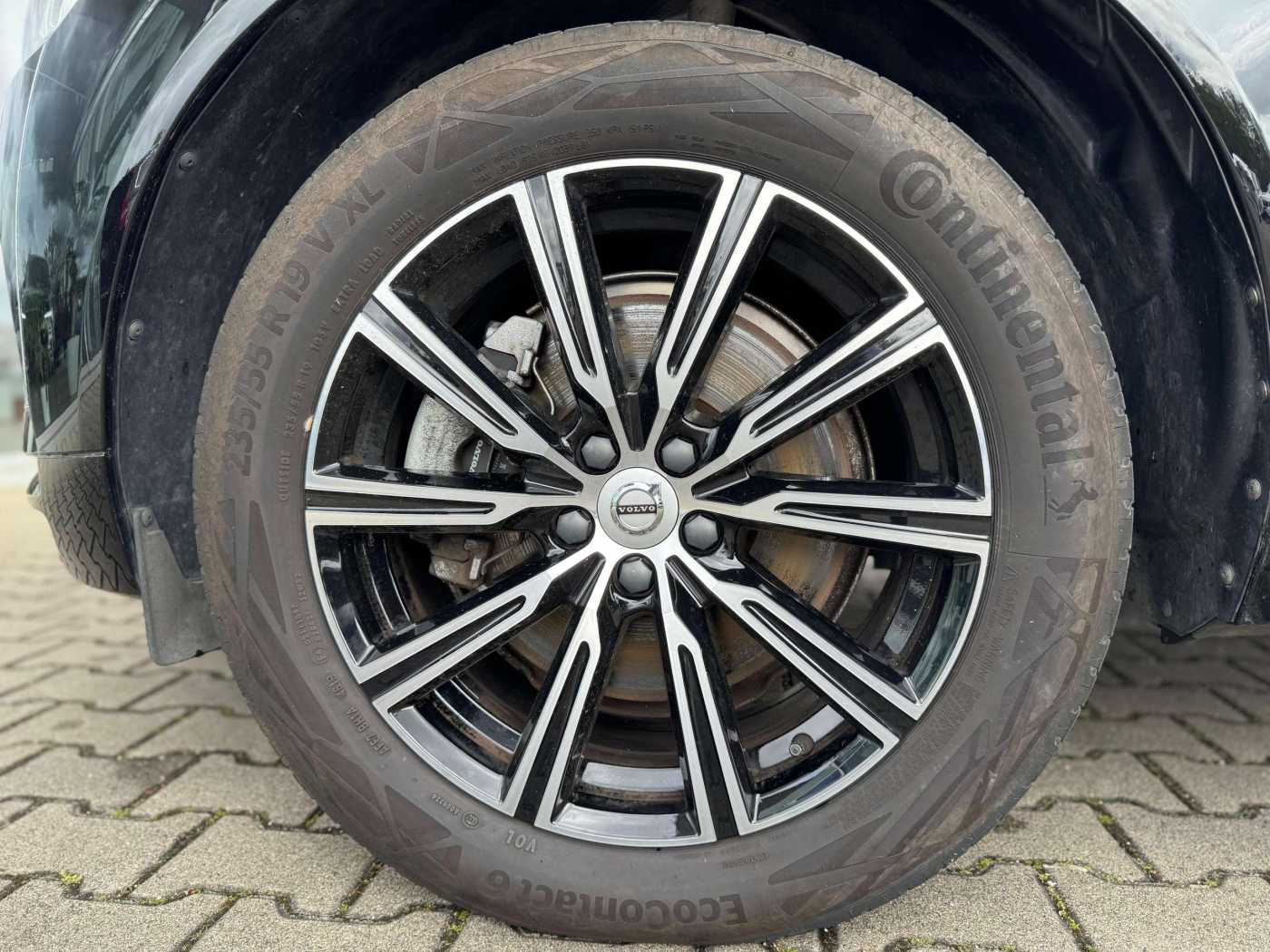 Volvo  T8 Inscription Recharge Plug-In Hybrid AWD