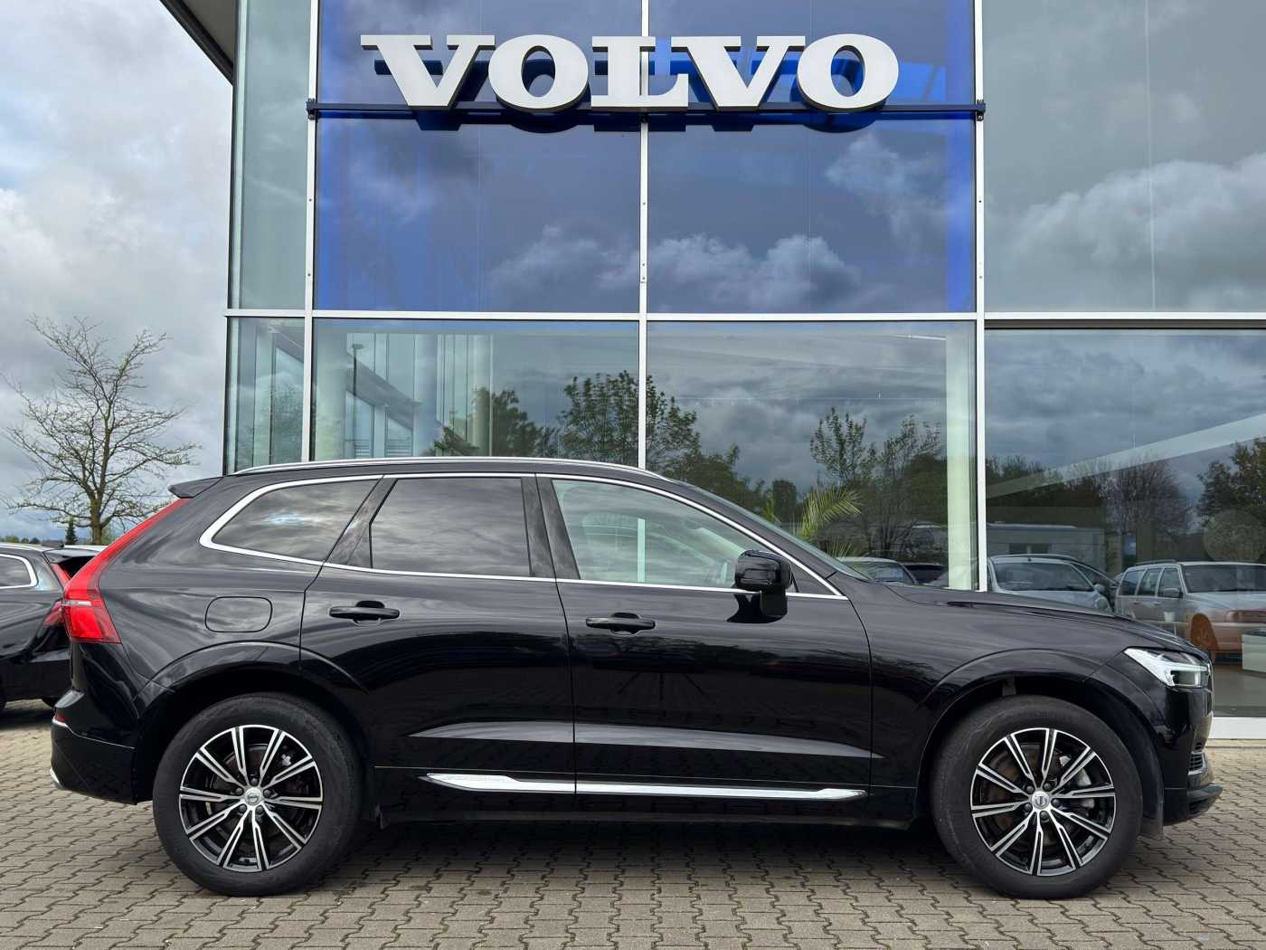 Volvo  T8 Inscription Recharge Plug-In Hybrid AWD