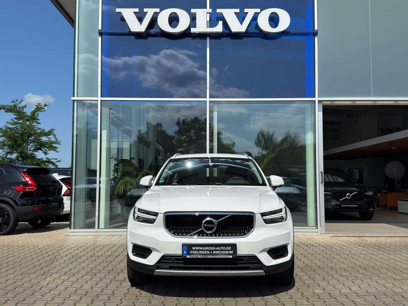 Volvo  T3 Momentum Geartronic 2WD