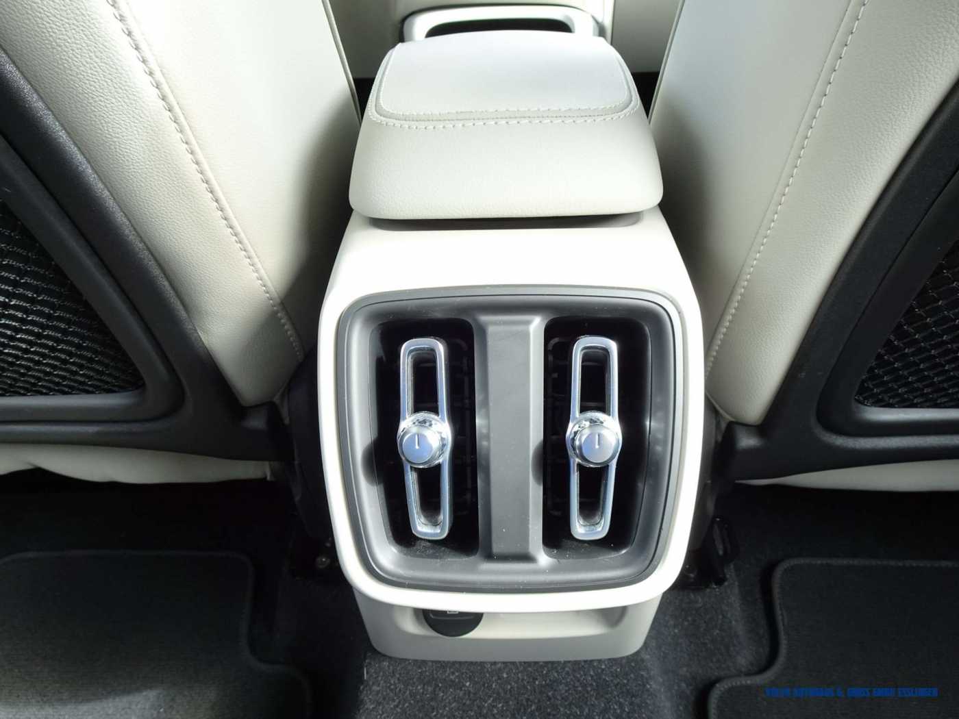 Volvo  T3 Geartronic Inscription
