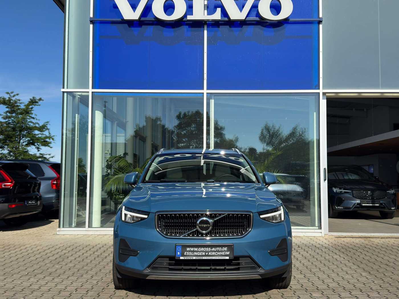 Volvo  B4 Core 2WD